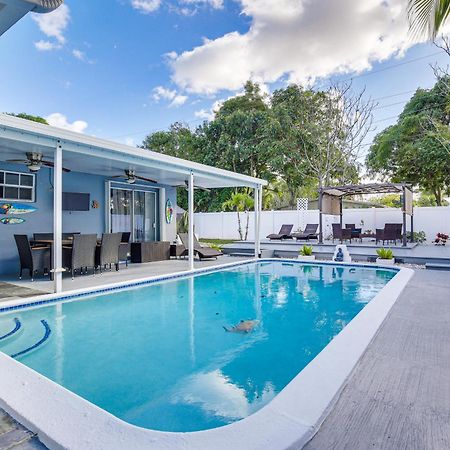 Sun-Soaked Lauderdale Lakes Home With Private Pool! Luaran gambar